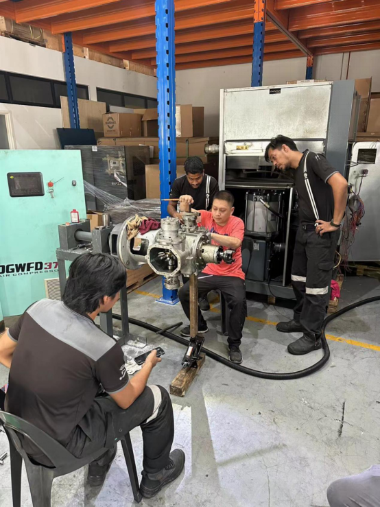 開山集團正力精工展開海外巡檢及培訓(圖5) 開山集團正力精工展開海外巡檢及培訓(圖5)